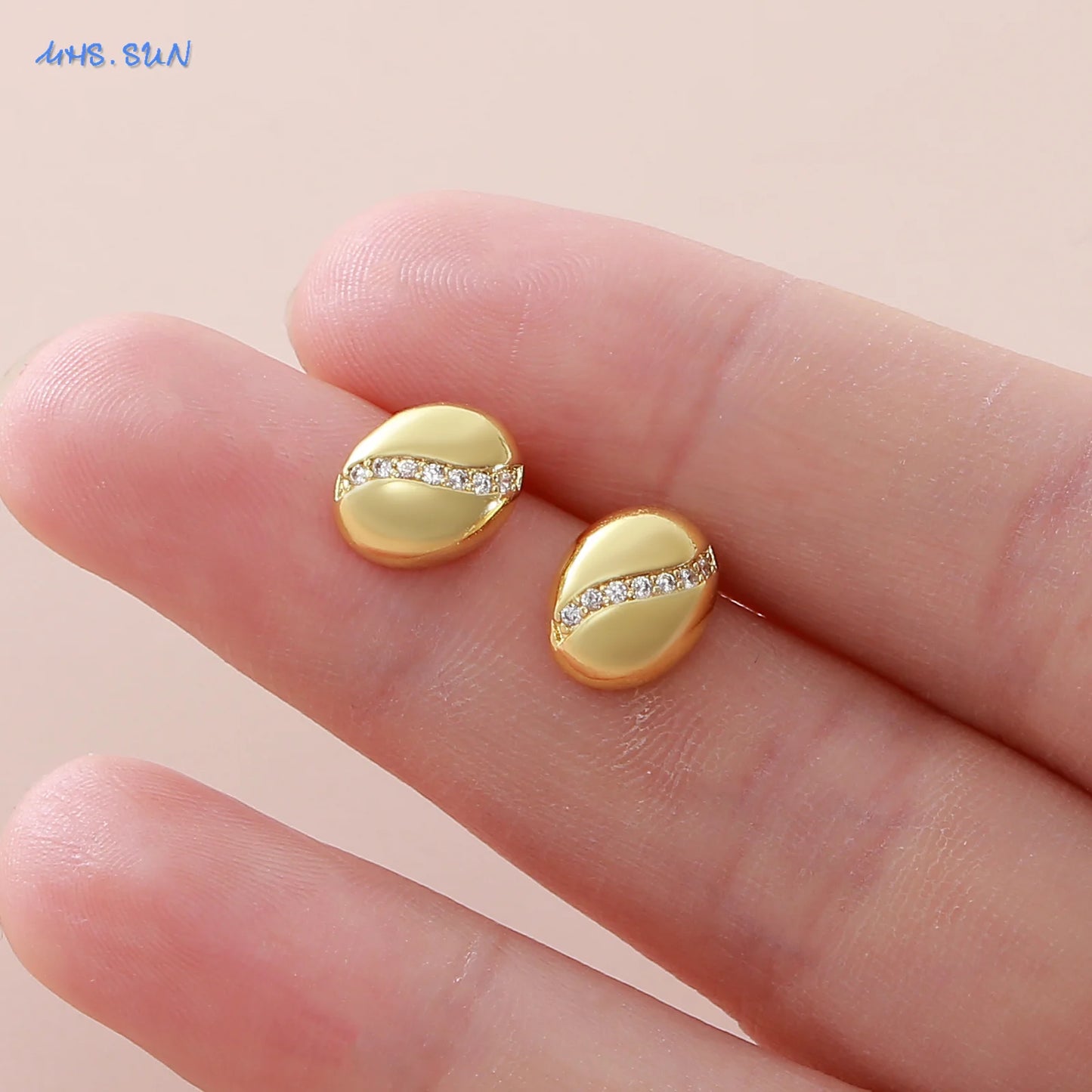 Boucles d'oreilles Grain de Café – Clous Plaqués Or 22K Femme - Bijou Graine de Café - Colliergrainedecafe.fr