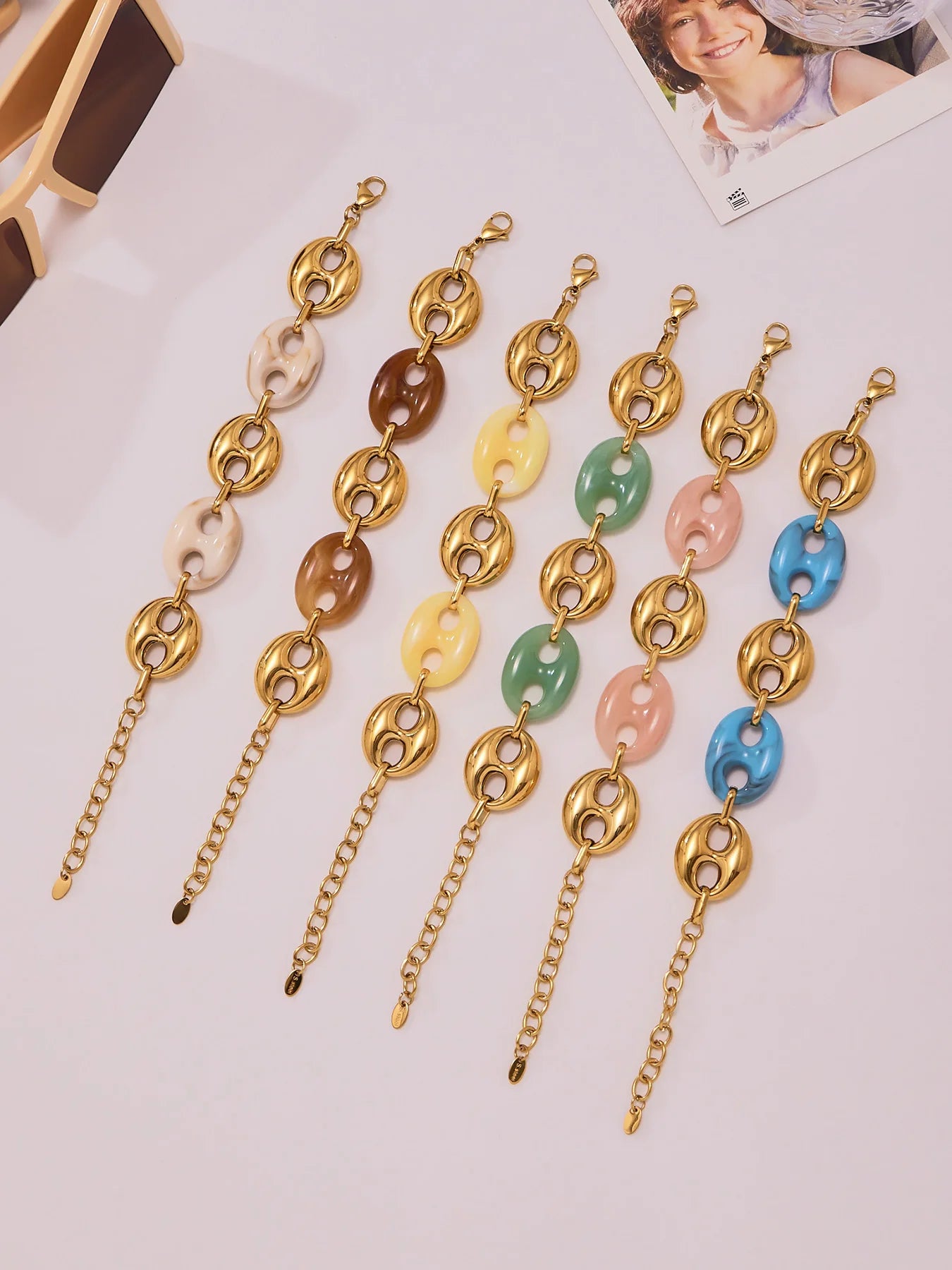 Collier Résine Femme – Bracelet Résine & Boucles d'Oreilles Résine | Parure 3 Pièces - Bijou Graine de Café - Colliergrainedecafe.fr
