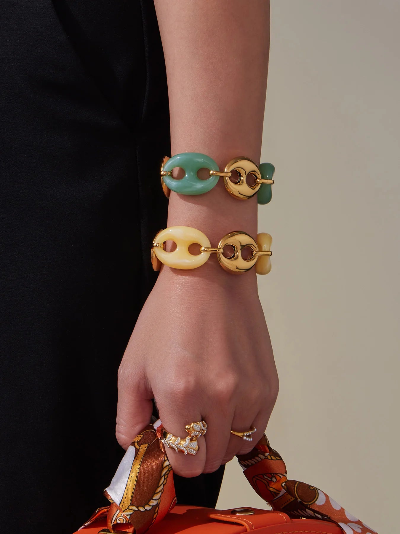 Collier Résine Femme – Bracelet Résine & Boucles d'Oreilles Résine | Parure 3 Pièces - Bijou Graine de Café - Colliergrainedecafe.fr